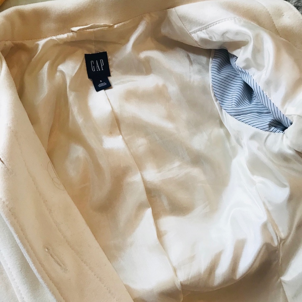 4x$35*** GAP Fall/winter jacket - Picture 4 of 7